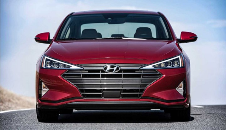 Đầu xe Hyundai Elantra